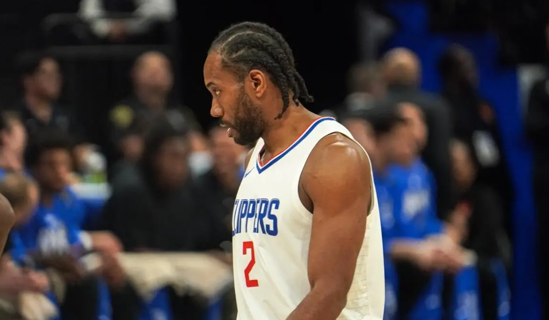 上海队鏖战爵士，伦纳德状态火热