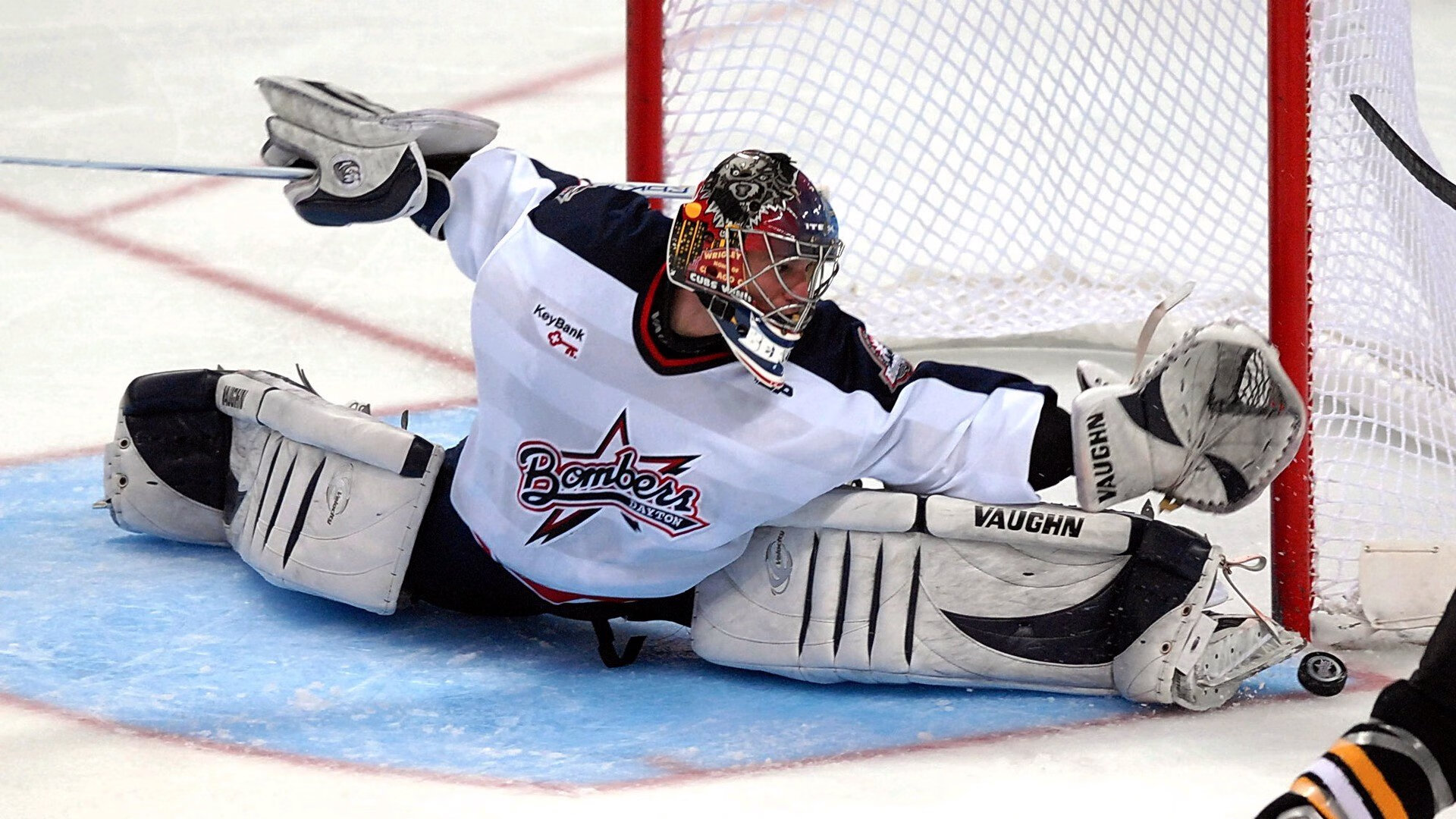 广东队击败雷霆,浓眉成为关键先生